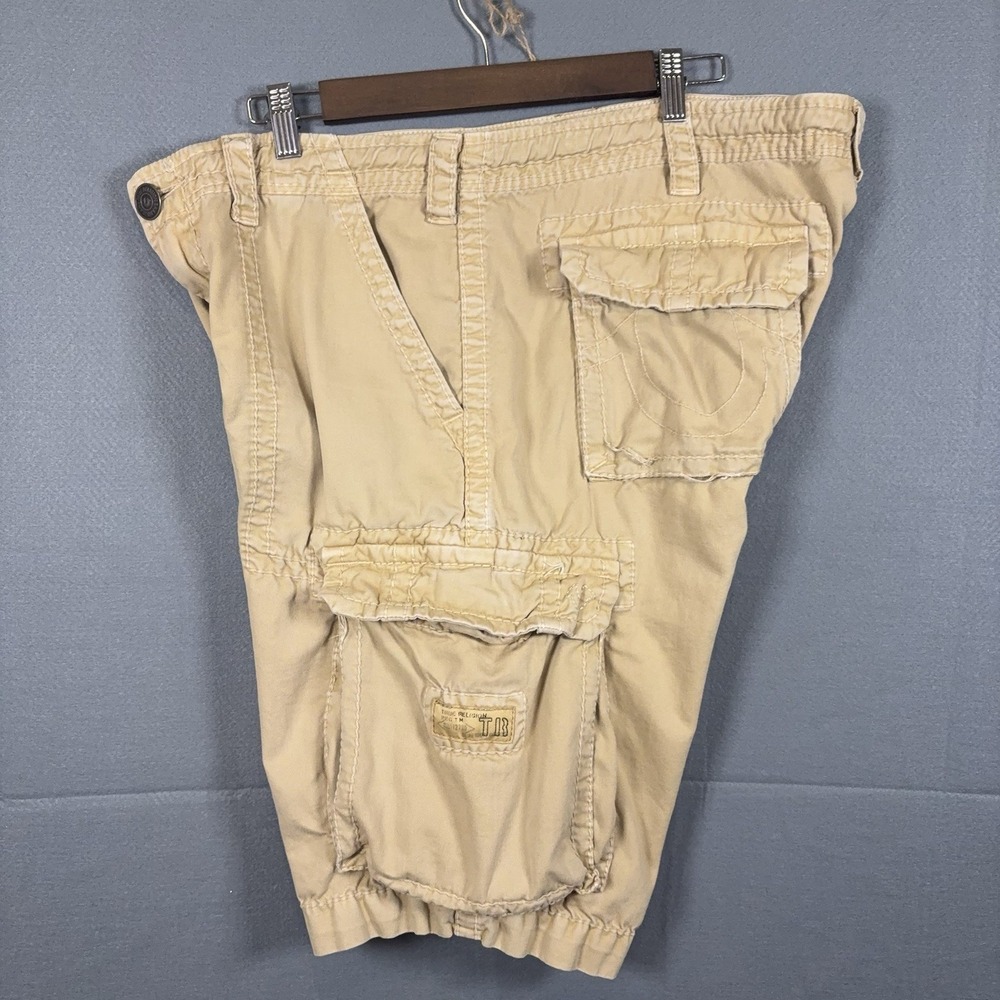 True Religion Cargo Shorts Mens 36 Khaki Cotton Utility Flap Pockets Baggy - Picture 4 of 14
